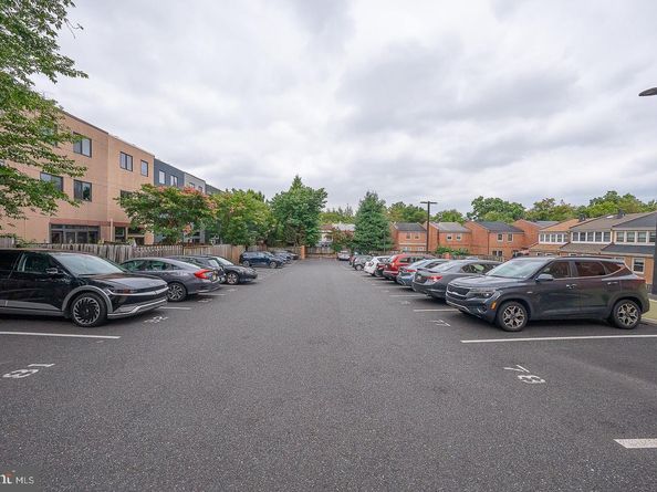 825 N 29TH Street 4G, Philadelphia PA 19130