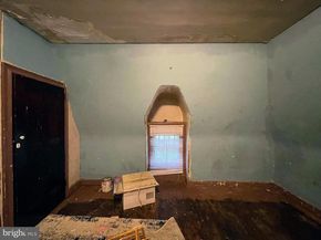24 Westview Street, Philadelphia PA 19119