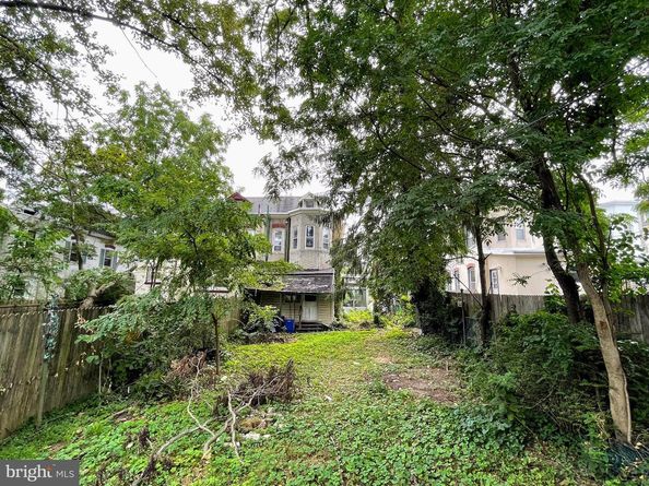 24 Westview Street, Philadelphia PA 19119