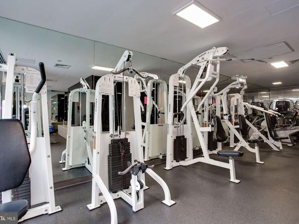 1530 Key Boulevard 112, Arlington VA 22209