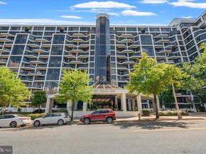 1530 Key Boulevard 112, Arlington VA 22209