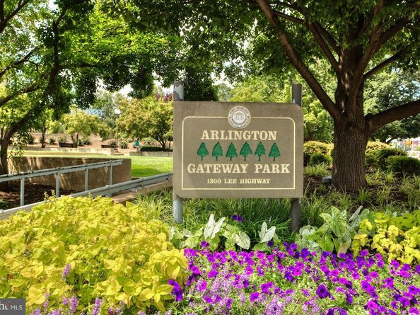 1530 Key Boulevard 112, Arlington VA 22209