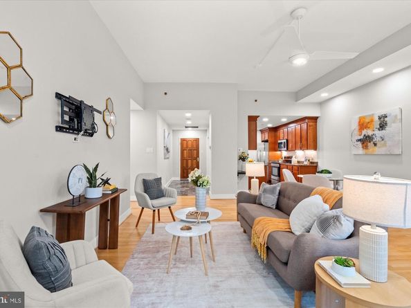 1530 Key Boulevard 112, Arlington VA 22209