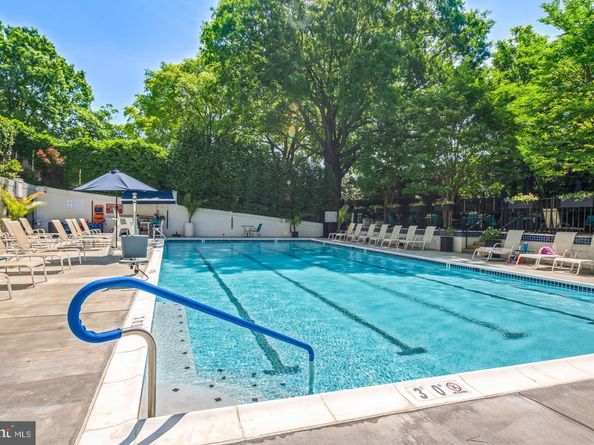 200 Locust Street 27FN, Philadelphia PA 19106
