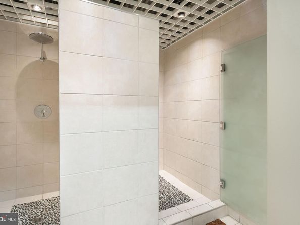 200 Locust Street 27FN, Philadelphia PA 19106