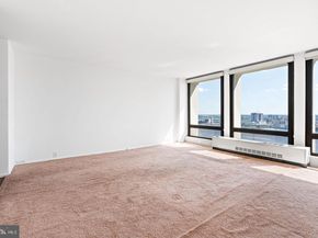 200 Locust Street 27FN, Philadelphia PA 19106
