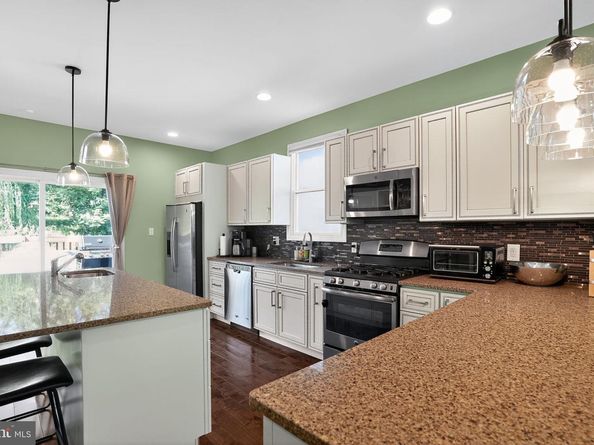 286 Parker Avenue G, Philadelphia PA 19128