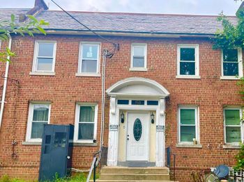 158 36TH Street NE