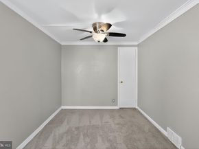 2320 Manning Street, Philadelphia PA 19103