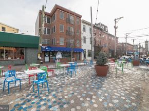 2320 Manning Street, Philadelphia PA 19103