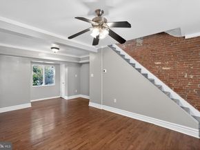 2320 Manning Street, Philadelphia PA 19103