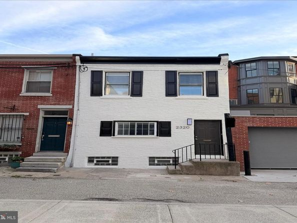 2320 Manning Street, Philadelphia PA 19103