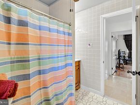 454 Avenue A A, Horsham PA 19044