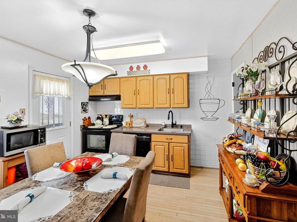 454 Avenue A A, Horsham PA 19044