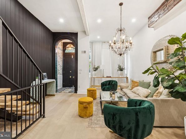 2217 Mount Vernon Street, Philadelphia PA 19130