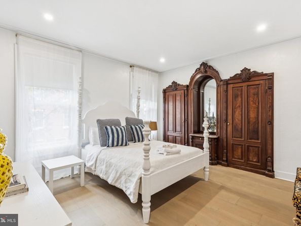 2217 Mount Vernon Street, Philadelphia PA 19130
