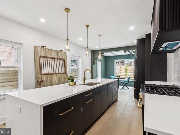 2217 Mount Vernon Street, Philadelphia PA 19130