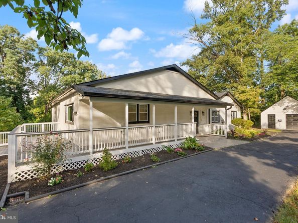 7324 Auburn Street, Annandale VA 22003