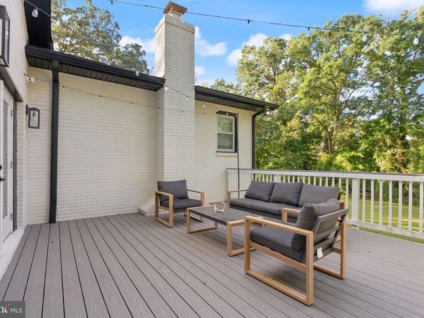 7324 Auburn Street, Annandale VA 22003