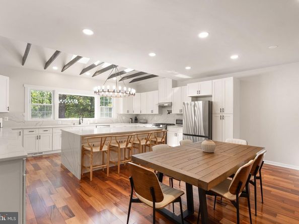 7324 Auburn Street, Annandale VA 22003