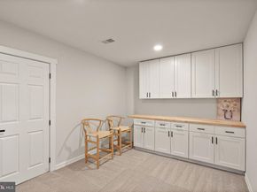 7324 Auburn Street, Annandale VA 22003