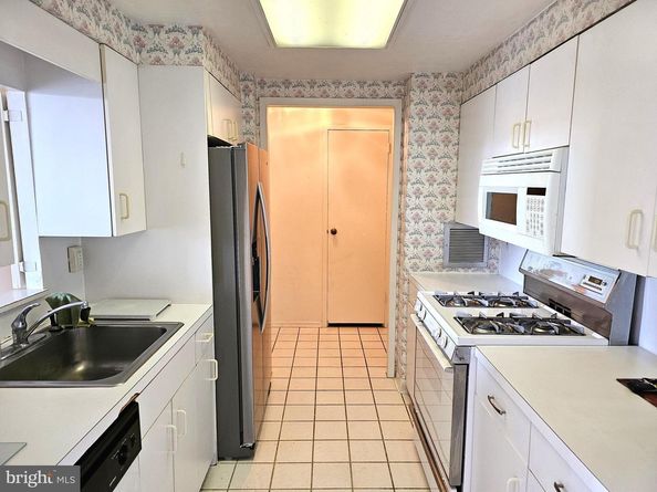 100 West Avenue 407S, Jenkintown PA 19046