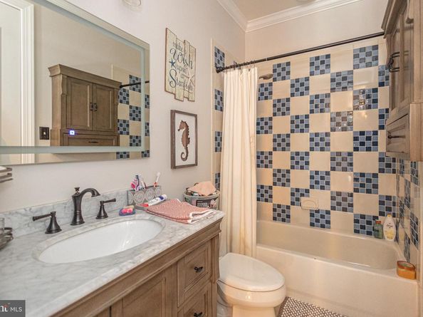 2417 April Drive, Jamison PA 18929