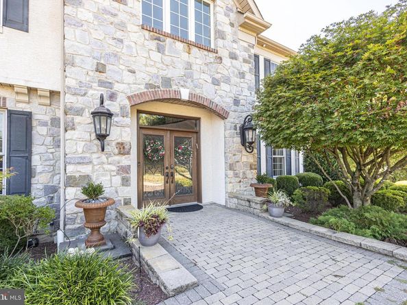 2417 April Drive, Jamison PA 18929