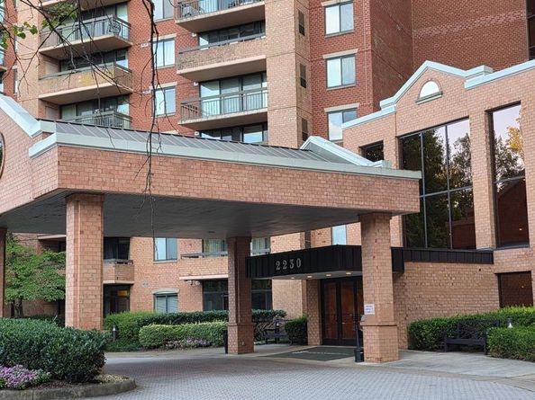 2230 George C Marshall Drive 516, Falls Church VA 22043