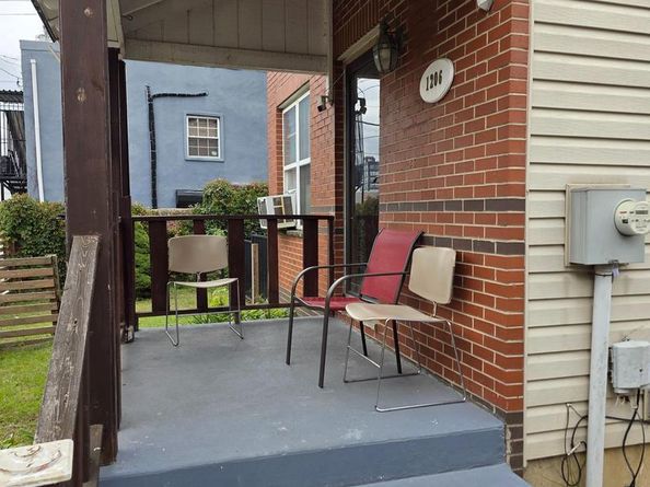 1206 Parrish Street, Philadelphia PA 19123