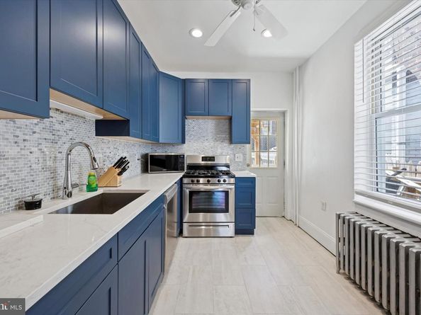 140 Pierce Street, Philadelphia PA 19148