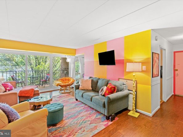 132 Roberts Lane 303, Alexandria VA 22314