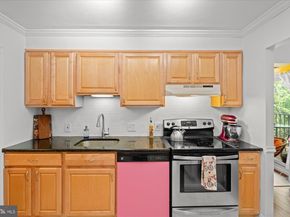 132 Roberts Lane 303, Alexandria VA 22314