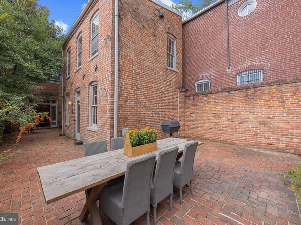 521 Duke Street, Alexandria VA 22314
