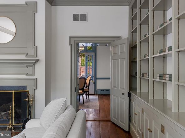 521 Duke Street, Alexandria VA 22314