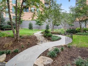 2001 15TH Street N 306, Arlington VA 22201