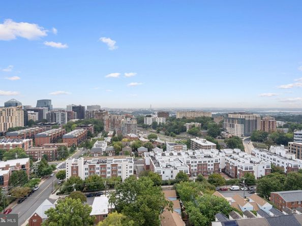 2001 15TH Street N 306, Arlington VA 22201