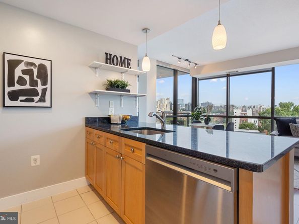 2001 15TH Street N 306, Arlington VA 22201