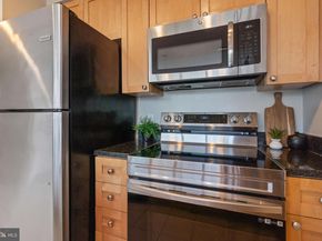 2001 15TH Street N 306, Arlington VA 22201