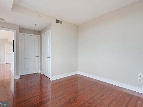 2001 15TH Street N 306, Arlington VA 22201
