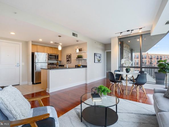 2001 15TH Street N 306, Arlington VA 22201