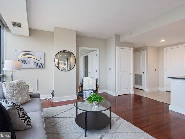 2001 15TH Street N 306, Arlington VA 22201