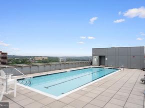 2001 15TH Street N 306, Arlington VA 22201
