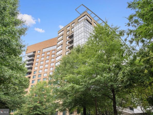 2001 15TH Street N 306, Arlington VA 22201