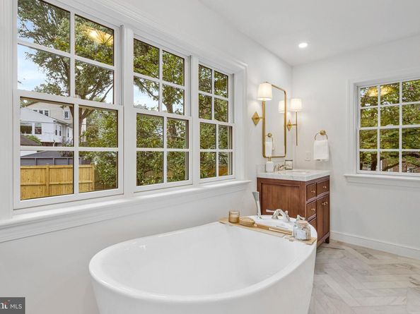2921 Legation Street NW, Washington DC 20015