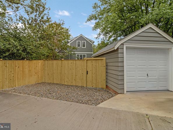 2921 Legation Street NW, Washington DC 20015