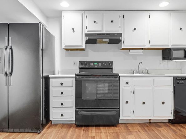 814 N Croydon Street, Sterling VA 20164