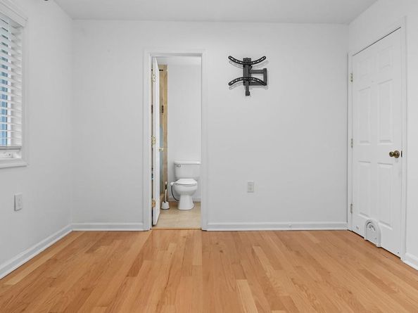 814 N Croydon Street, Sterling VA 20164