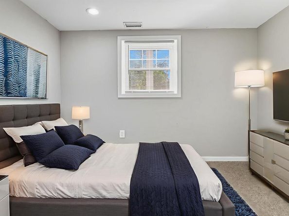 814 N Croydon Street, Sterling VA 20164