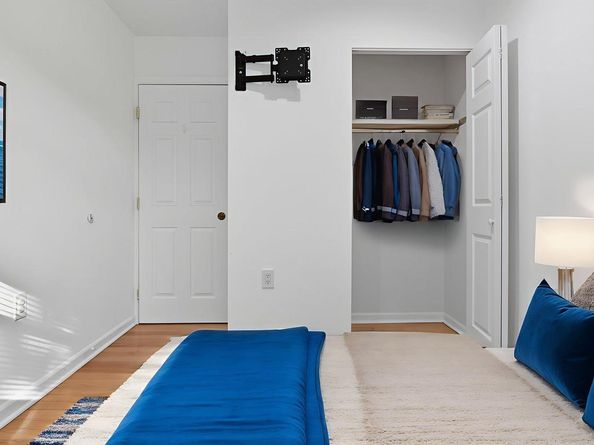 814 N Croydon Street, Sterling VA 20164